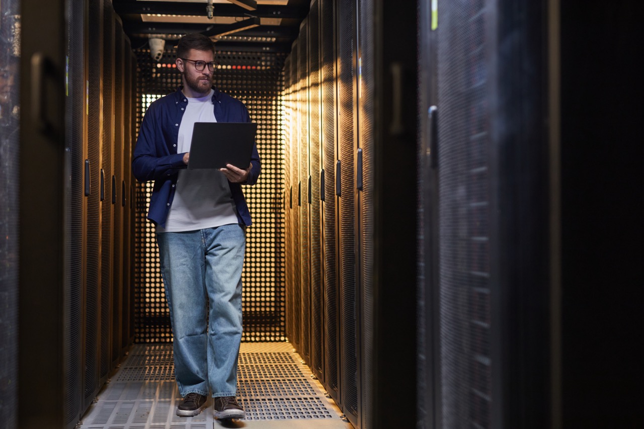 Elektromonteur Datacenter